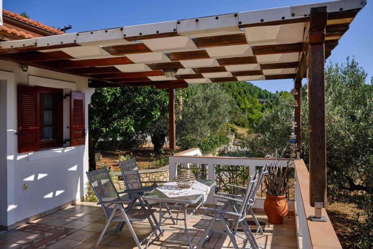 Villa Aelia Alonnisos Town
